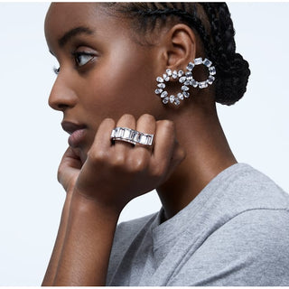 Millenia earrings
Circle, Pear cut crystals, Medium, White, Rhodium plated